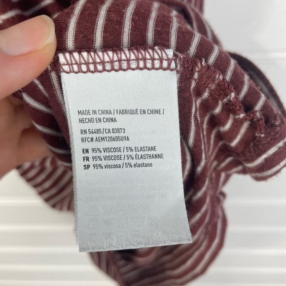 American Eagle Soft and Sexy Burgundy and White Rib Tube Tank Top M Girl Juniors - Picture 4 of 7